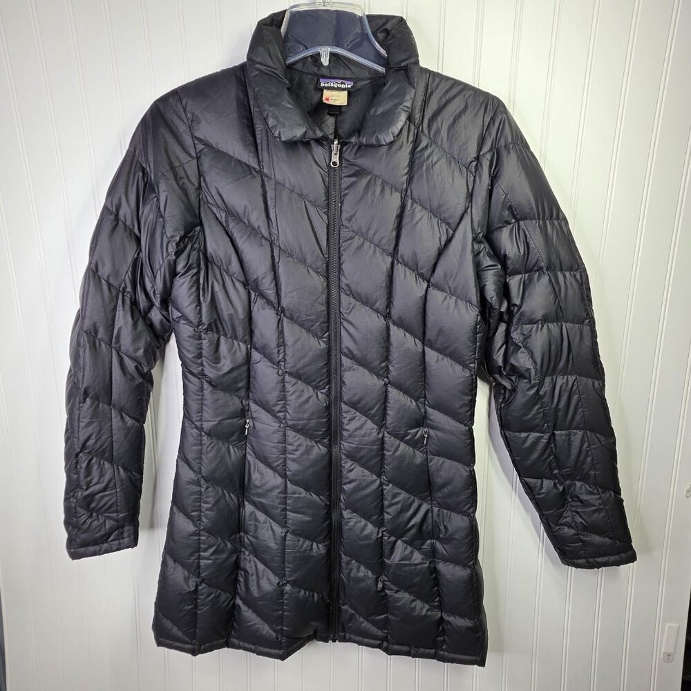Patagonia Puffer Coat Womens XL Fits like LARGE Black Long Down Quilted Zip Warm